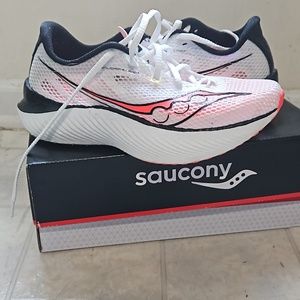 Women’s Saucony Endorphin Pro 3 Running Shoes